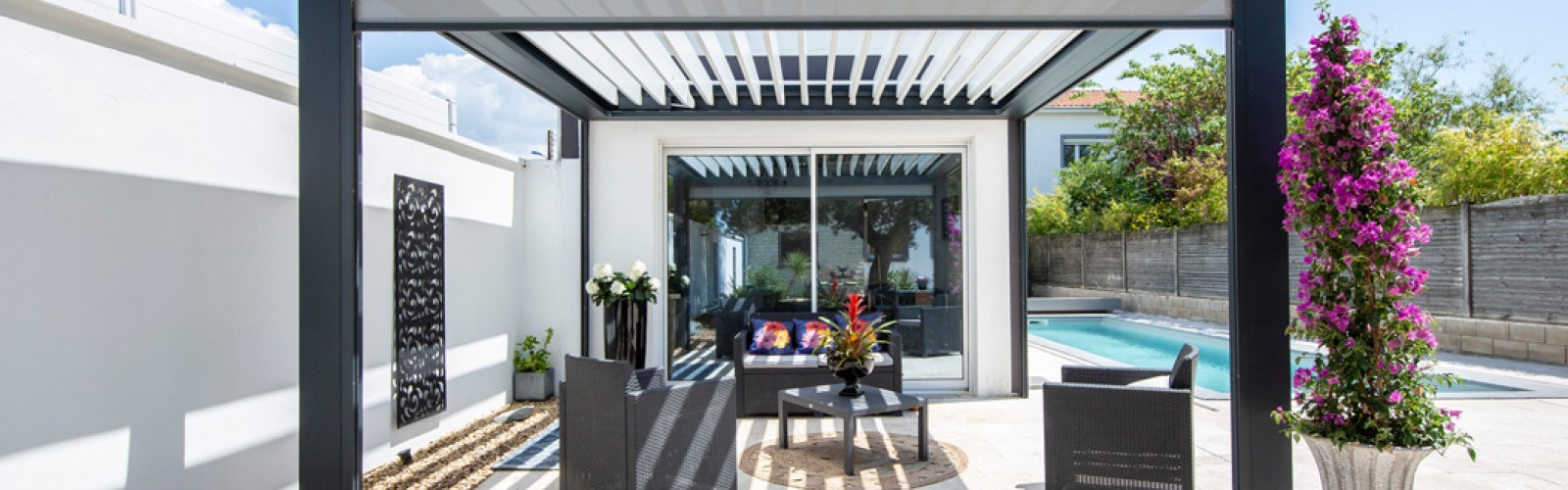 Vor- und Nachteile bioklimatischer Pergolen