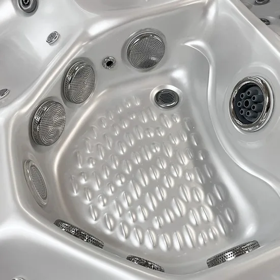 JJSPA Alpha 815 - Whirlpool