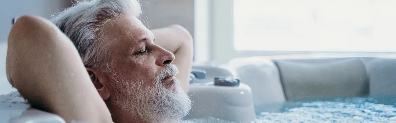 Wie hilft ein Whirlpool bei Kopfschmerzen?