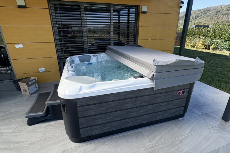 Whirlpool Alpha 823