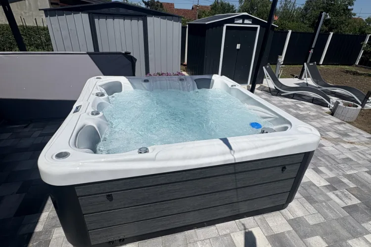 Whirlpool JJSPA Beta 423 - Sisak